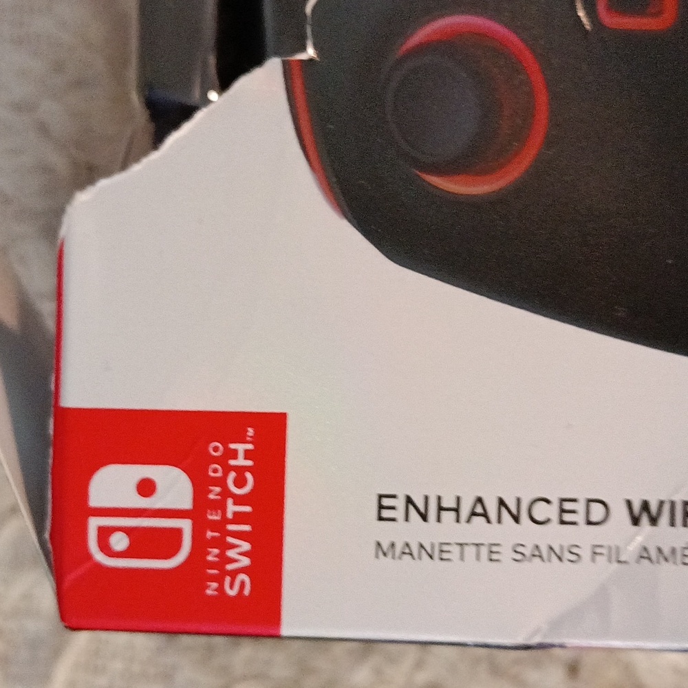 Spectra Nintendo switch wired remote NIB🖤🖤🖤 - Picture 5 of 7